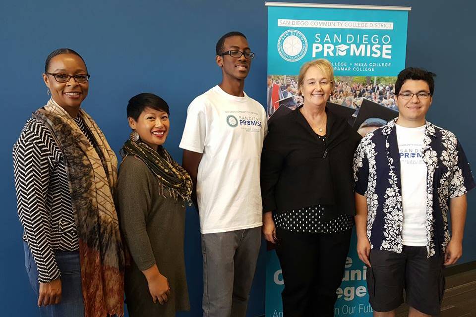 San Diego Community College District announced that it will be expanding its San Diego Promise program from 200 students to 800 students for the 2017-2018 college academic year during a press conference at San Diego Mesa College on Dec. 6.